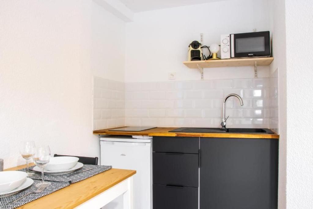Ferienwohnung Le Oslo, A 50M De La Gare Tv Connecte+Fibre Poitiers Exterior foto